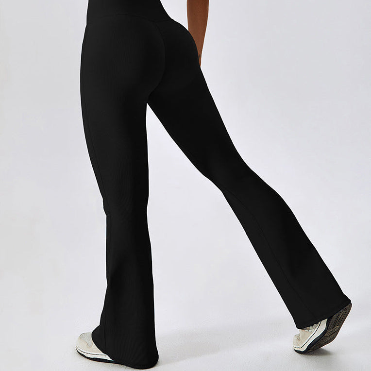 Conjunto deportivo flare con top halter - Dressygt