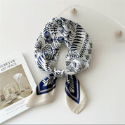 Pañuelo grande estampado