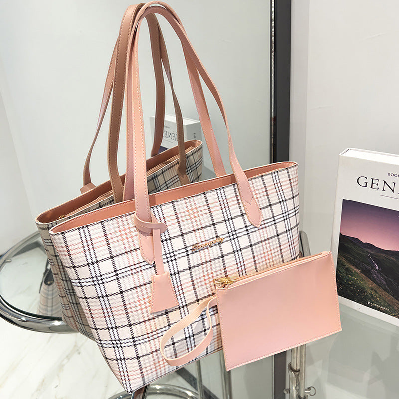 Bolso con estampado a cuadros