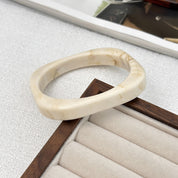 Pulsera rígida estilo mármol - Dressygt