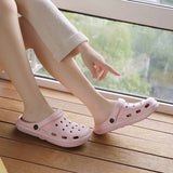 Sandalias estilo crocs classics