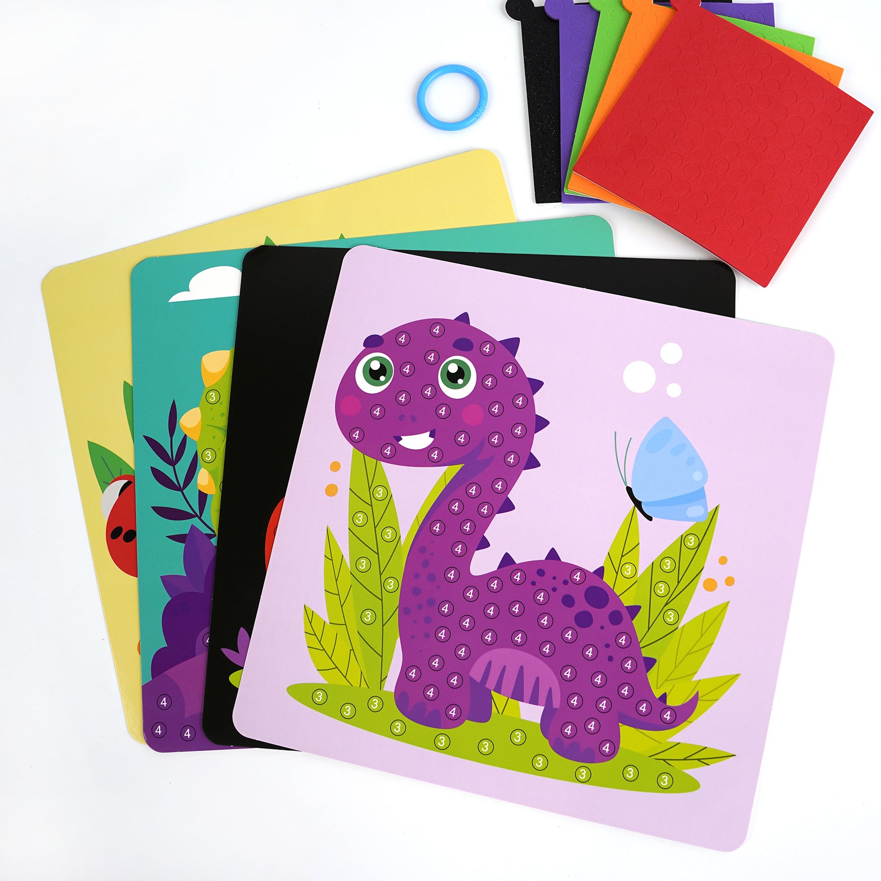 Mosaico con diseño de dinosaurios