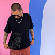 Camisa negra gráfica Oversize