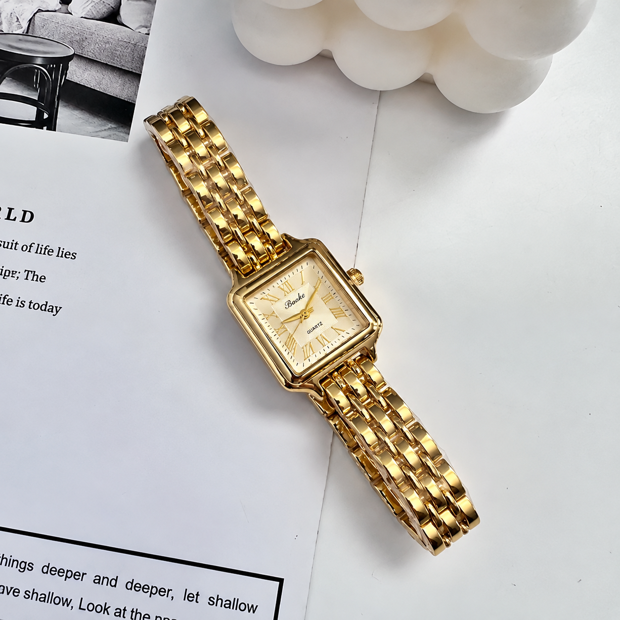 Reloj de mujer con pulsera de tres hileras