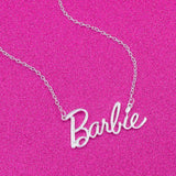 Cadena minimalista de BARBIE