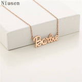 Cadena minimalista de BARBIE