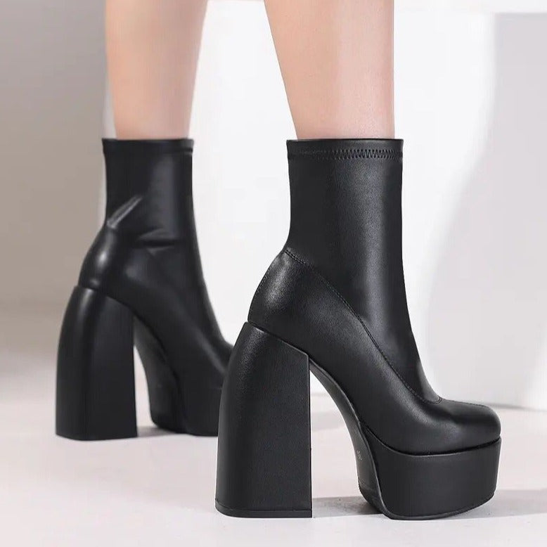 Botas cortas tipo BRATZ