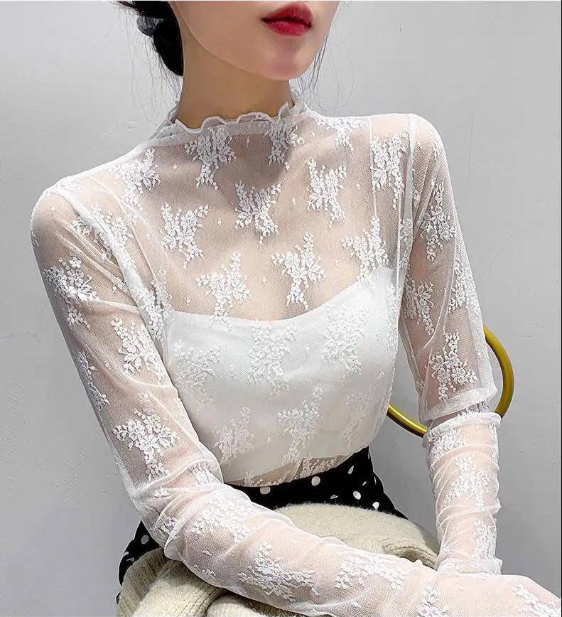Blusa semitransparente