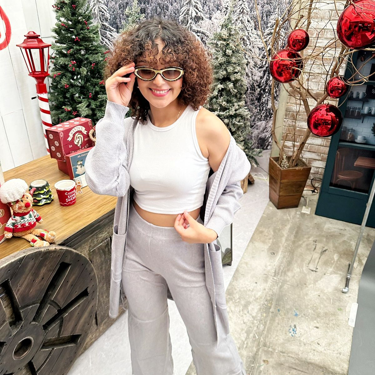 Conjunto de dos piezas con cárdigan largo y palazzo