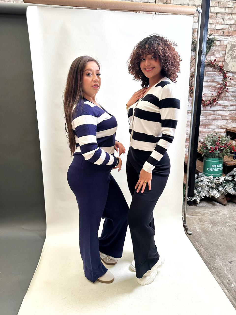 Conjunto de dos piezas rayado con cárdigan manga larga y palazzo