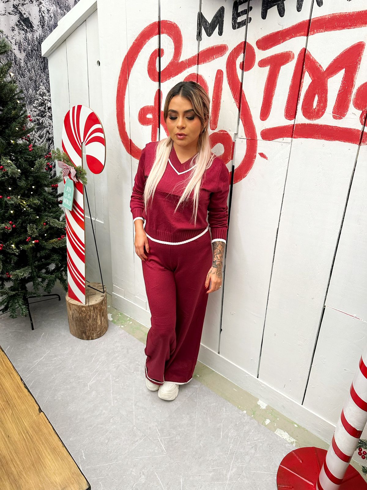 Conjunto de dos piezas con escote V manga larga y palazzo