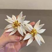 Aretes grandes de flor