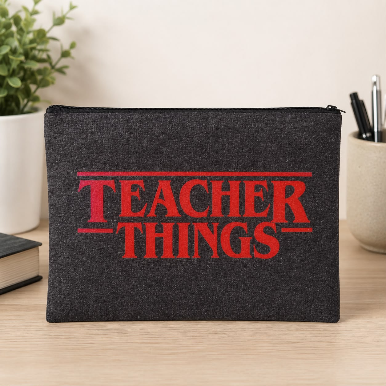 Cosmetiquera Teacher Things con cierre
