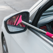 Limpia vidrios rosa para carro