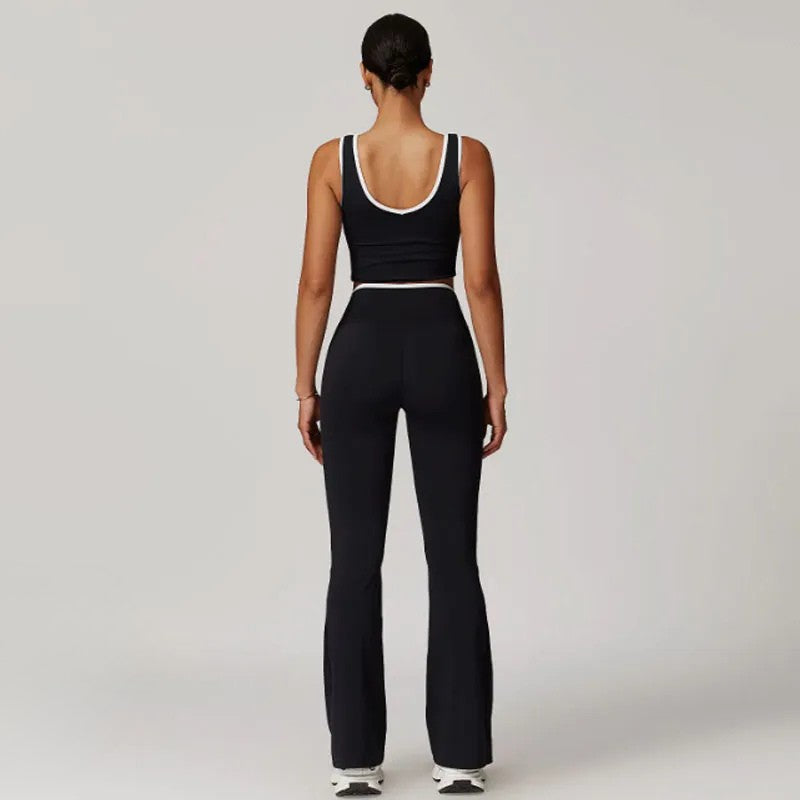 Conjunto deportivo flare con cintura cruzada - Dressygt
