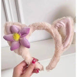 Diadema de flor con orejas