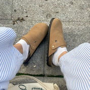 Zapatos tipo mules o suecos