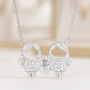 Collar con dije de niños plateado - Dressygt