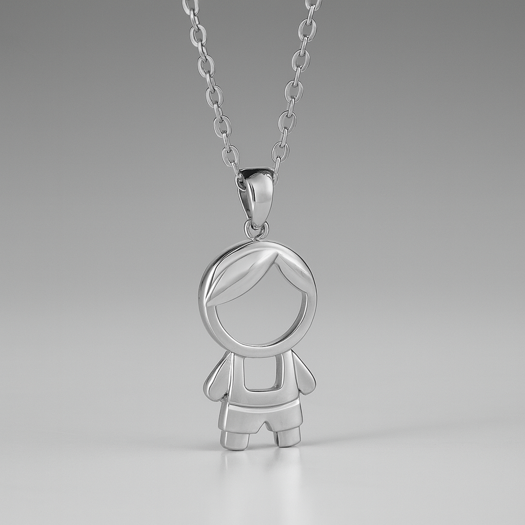 Collar con dije de niño plateado - Dressygt