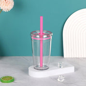 Vaso transparente con pajilla