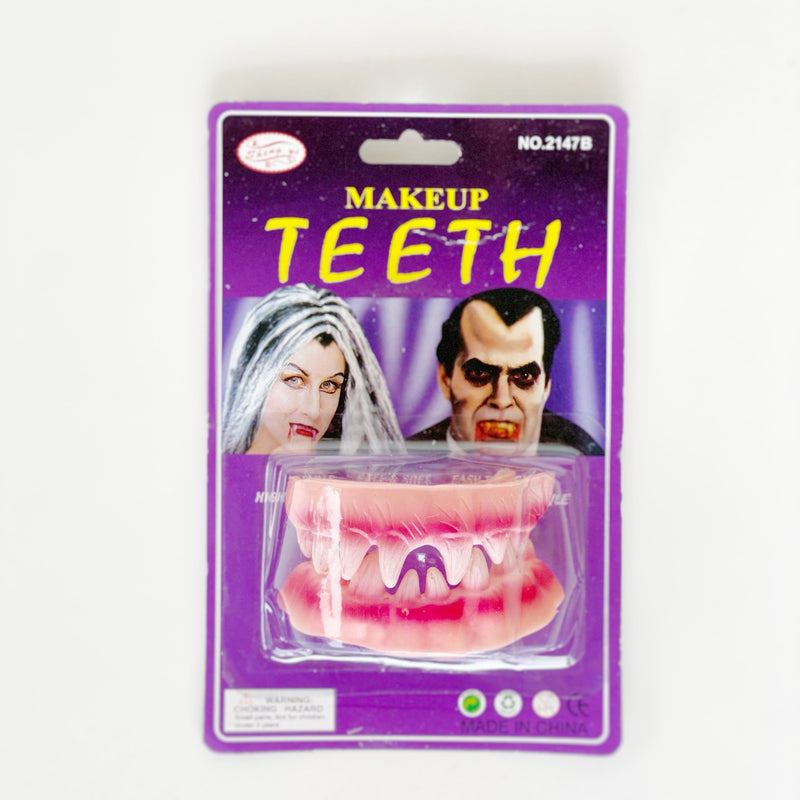 Dentadura falsa de  vampiro